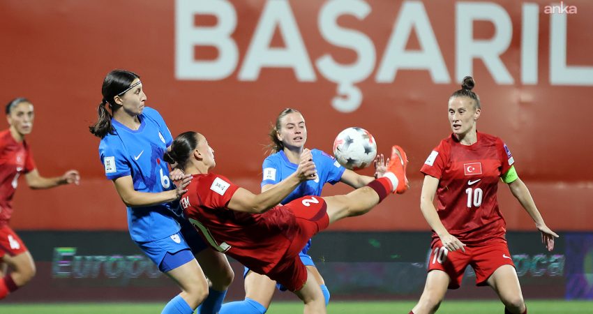 2027 FIFA Kadınlar Dünya Kupası Avrupa Elemeleri play-off turu ilk