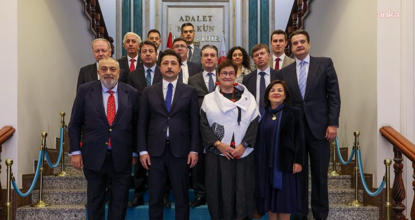 Adalet Bakan Yardımcısı Ceyhan, AKPM Başkanı Bayr ve beraberindeki heyetle görüştü Adalet Bakan Yardımcısı Burak Ceyhan, Avrupa Konseyi Parlamenter Meclisi (AKPM)