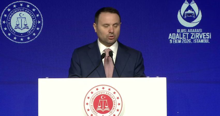 Adalet Bakanı Akın Gürlek: “Adalet güçlülerin bir lütfu değil, her insanın doğuştan gelen hakkıdır” Adalet Bakanı Akın Gürlek, Uluslararası Adalet Zirvesi Kapanış Programı’nda, “Adalet