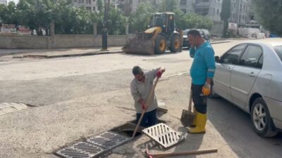 Adıyaman’da gece boyunca etkili olan sağanağın ardından Adıyaman Belediyesi, 110