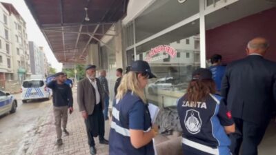 Adıyaman Belediyesi Kadın ve Çocuk Dayanışma Merkezi’ndeki tekstil kursunda kadınların