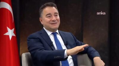 DEVA Partisi Genel Başkanı Ali Babacan, TBMM Genel Kurulu'nda kabul