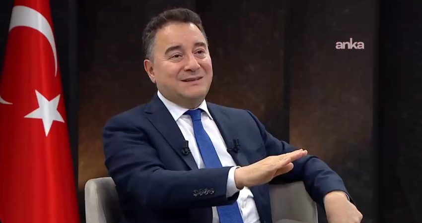 DEVA Partisi Genel Başkanı Ali Babacan, TBMM Genel Kurulu'nda kabul