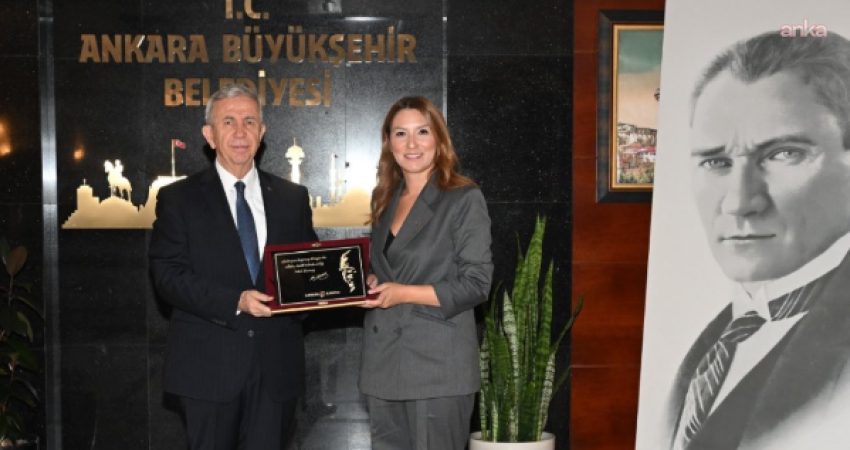 Ankara Barosu Başkanı Av. Elçin Özge Şimşek Çağlayan ve Yönetim