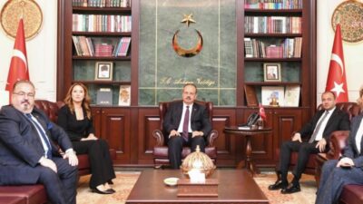 Ankara Barosu Başkanı Elçin Özge Şimşek Çağlayan ve beraberindeki heyet,