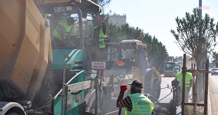 Antalya Büyükşehir Belediyesi, Yaşar Sobutay Bulvarı’nda toplam 4 kilometrelik güzergahta