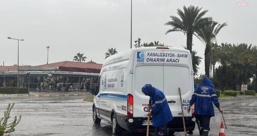 Antalya Büyükşehir Belediyesi, Meteoroloji Bölge Müdürlüğü’nün gök gürültülü sağanak yağış