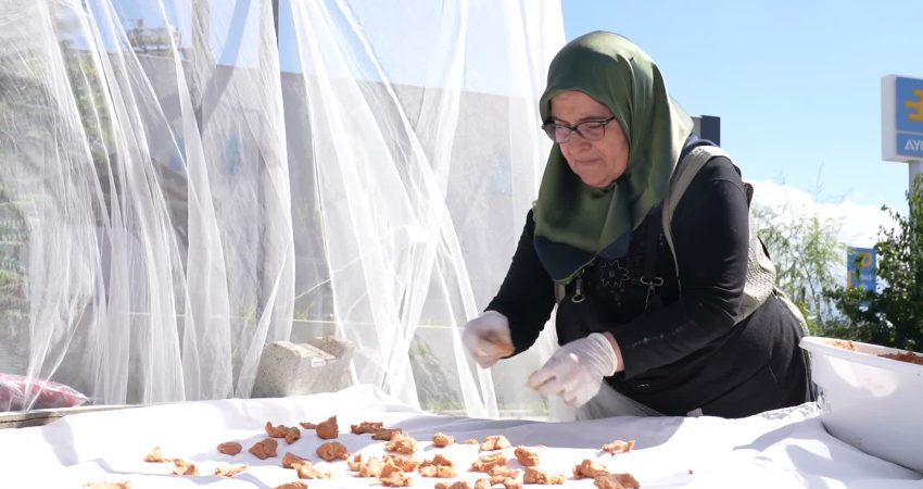 Antalya Büyükşehir Belediyesi’nin kadınlara destek olmak amacıyla hayata geçirdiği üretim
