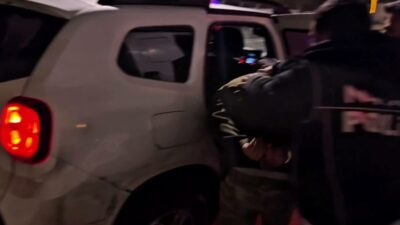 İçişleri Bakanlığı, Hakkari'nin Yüksekova ilçesinde düzenlenen operasyonda, arı kovanlarına gizlenmiş