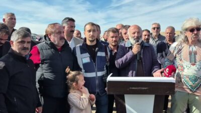 Gazetecilere yönelik gözaltı ve tutuklamalara, medya kuruluşlarına kayyum atanmasına ve