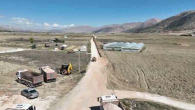 Antalya Büyükşehir Belediyesi, Elmalı ilçesinin sekiz mahallesinde içme suyu altyapısını