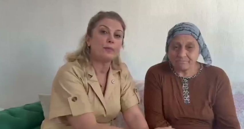 YENİ Parti Kadın Kolları Genel Başkanı Asu Kaya, Osmaniye'de yalnız