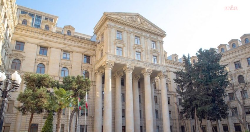 Azerbaycan Dışişleri Bakanlığı, aralarında Yeniden Refah Partisi Genel Başkanı Fatih