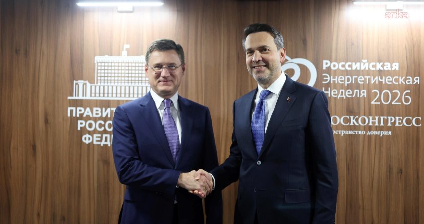 Bakan Bayraktar Rusya Başbakan Yardımcısı Novak ile görüştü Enerji ve Tabii Kaynaklar Bakanı Alparslan Bayraktar, Rusya Başbakan Yardımcısı