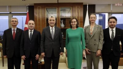 Ticaret Bakanı Ömer Bolat, Birleşik Krallık'ın Ankara Büyükelçisi Jennifer Elizabeth