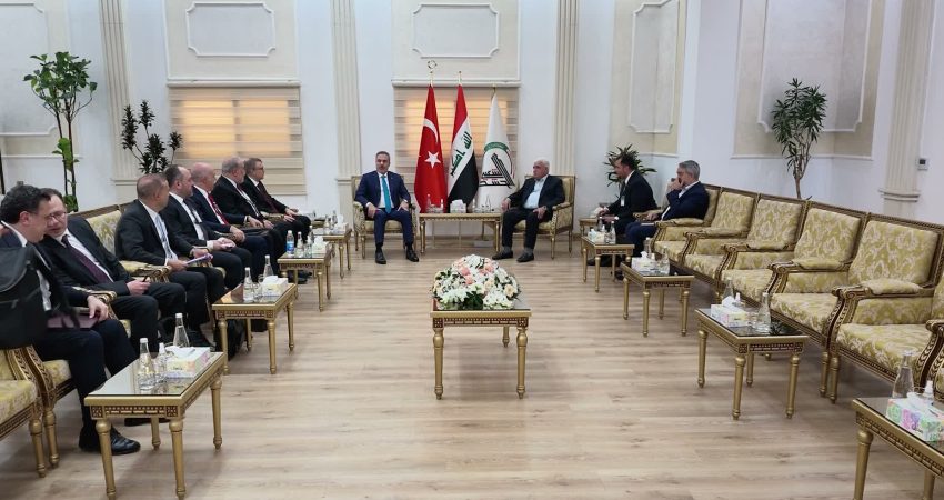Dışişleri Bakanı Hakan Fidan, Bağdat'ta Haşdi Şabi Komisyonu Başkanı Falih