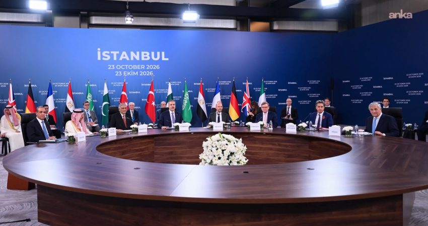 Dışişleri Bakanı Hakan Fidan, İstanbul'da R4 (Türkiye, Mısır, Pakistan, Suudi