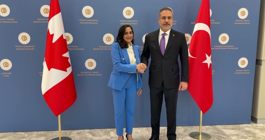 Dışişleri Bakanı Hakan Fidan, Kanada Dışişleri Bakanı Anita Anand ile