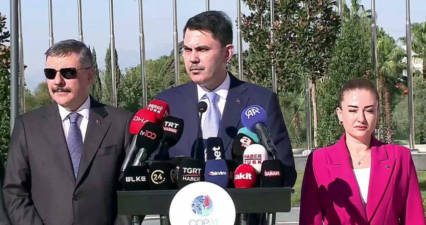 Bakan Kurum: “COP31’in Antalya’da 2 milyar dolara yakın ekonomik hareketlilik oluşturmasını bekliyoruz” Çevre, Şehircilik ve İklim Değişikliği Bakanı Murat Kurum, 9-20 Kasım