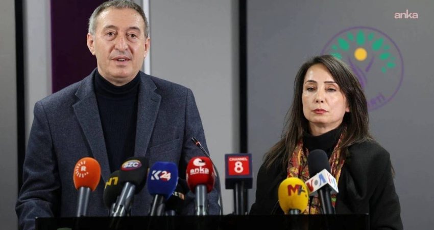 DEM Parti Eş Genel Başkanları Tuncer Bakırhan ve Tülay Hatimoğulları,