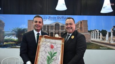 Balıkesir Büyükşehir Belediye Başkanı Ahmet Akın, Uluslararası Antalya Turizm Fuarı'nda