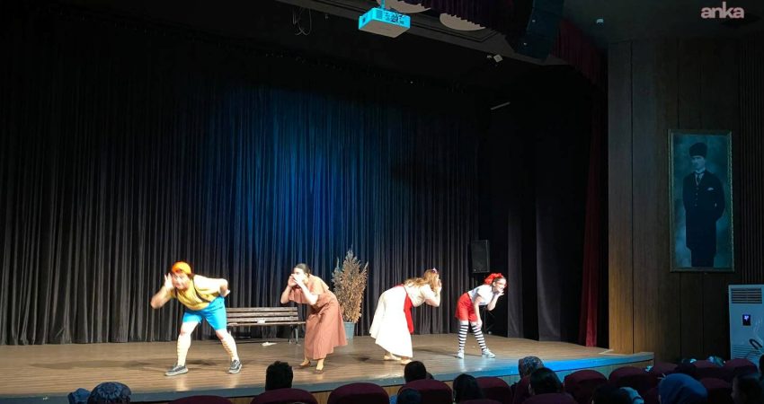 Balıkesir Büyükşehir Belediyesi Şehir Tiyatrosu, “Kanlı Nigar” ve “Bence Katil