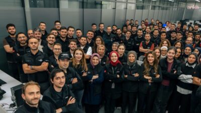 Baykar Yönetim Kurulu Başkanı Selçuk Bayraktar, Fergani tarafından geliştirilen FRG-100D4