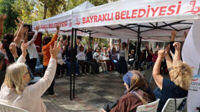 Bayraklı Belediyesi, Yaşlılar Günü kapsamında Mansuroğlu Semt Evi’nde düzenlediği “Kendime