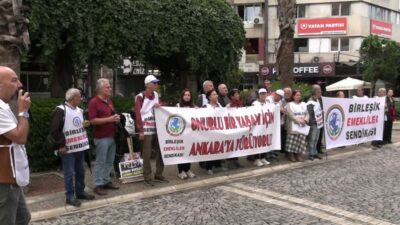 Birleşik Emekliler Sendikası üyeleri, emeklilerin ekonomik ve sosyal haklarının iyileştirilmesi