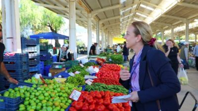 Bodrum Belediyesi, Müskebi Uludere’de temizlik çalışmalarını etaplar halinde sürdürüyor. Dere