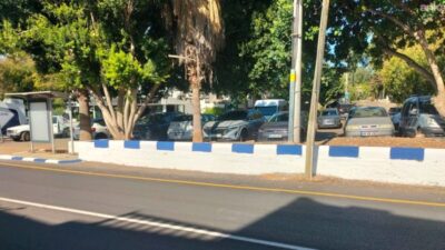 Bodrum Belediyesi, ilçenin simgesi haline gelen mavi ve beyaz renklerin