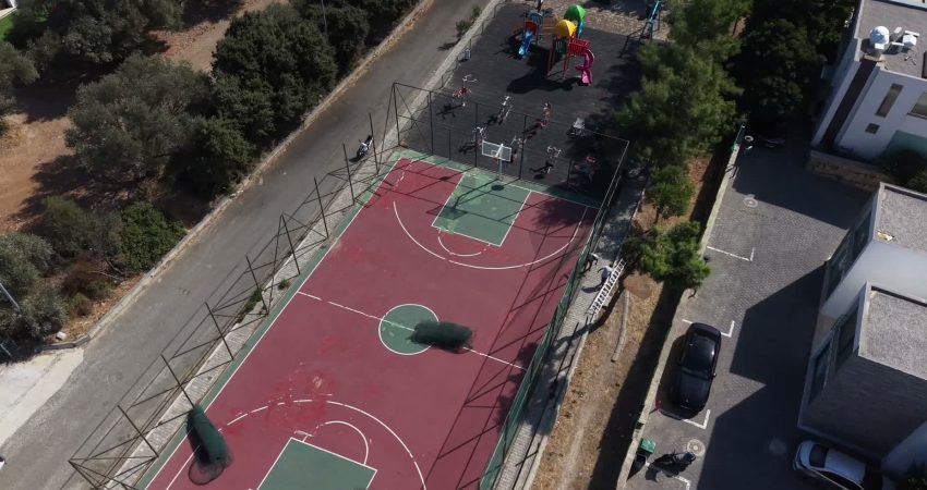 Bodrum Belediyesi, vatandaşların daha nitelikli, güvenli ve işlevsel park alanlarından