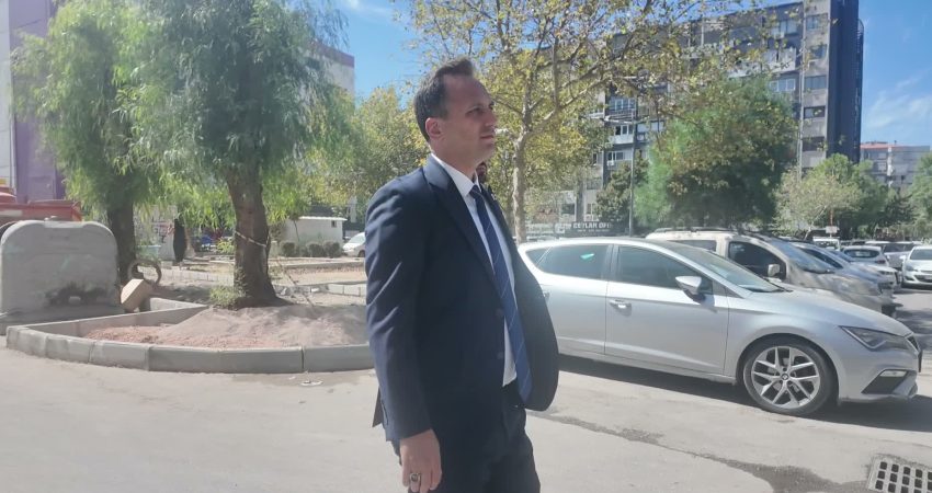 Bornova Belediye Başkanı Ömer Eşki, kentin en yoğun akslarından biri