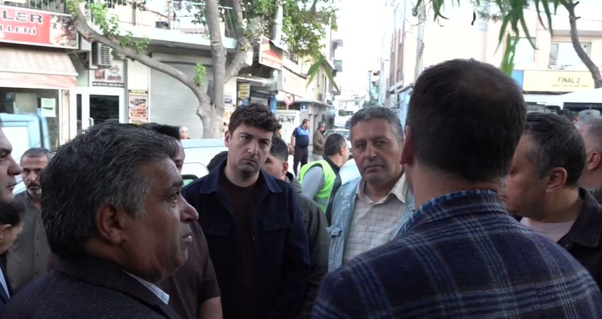 Bornova Belediye Başkanı Ömer Eşki, hizmet ve yatırımları yerinde belirlemek