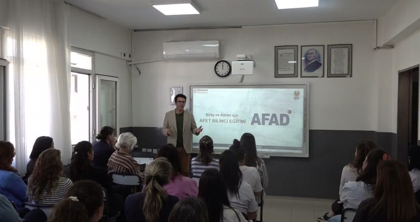 Bornova Belediyesi Gençlik Eğitim Merkezi (BELGEM) bünyesinde görev yapan tüm