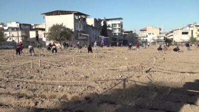 Bornova Belediyesi, yağmur suyu hasadı ve hibrit enerji sistemleriyle Türkiye'nin