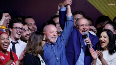 Brezilya'da Devlet Başkanı seçiminin ikinci turunu kazanan Luiz Inacio Lula