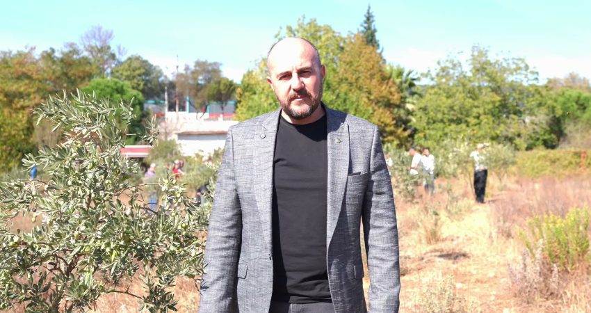 Buca’da “Sertifikalı Zeytin Budama Eğitimi” tamamlandı Buca Belediyesi’nin yerel üreticileri ve kırsal kalkınmayı desteklemek amacıyla Halk