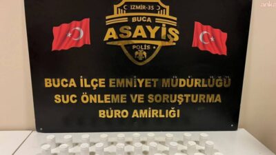 İzmir’in Buca ilçesinde polis ekiplerinin düzenlediği uyuşturucu operasyonunda çok sayıda