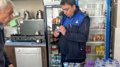 Burdur Belediyesi, öğrencilerin sağlıklı ve güvenilir ürünlere ulaşabilmesi amacıyla okul kantinlerinde