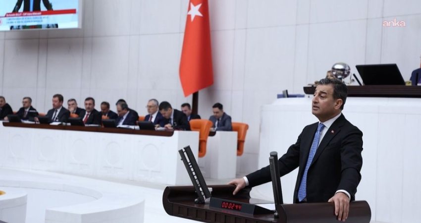 YENİ Parti Adana Milletvekili Burhanettin Bulut, Mersin'deki belediye operasyonu kapsamında