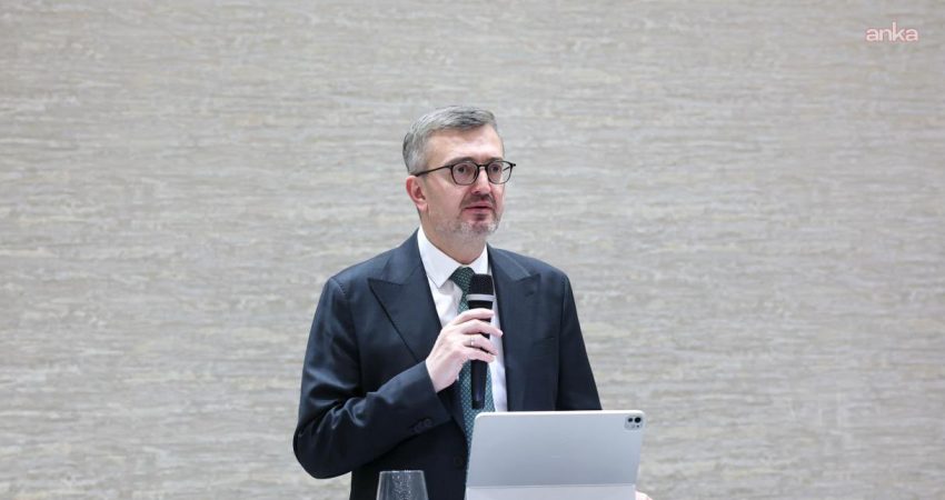 Cumhurbaşkanlığı İletişim Başkanı Burhanettin Duran, "İstanbul'un Maltepe ilçesinde bir binada