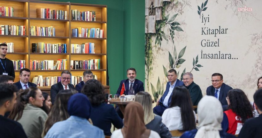 Bursa Büyükşehir Belediye Başkan Vekili Şahin Biba, Mudanya Üniversitesi’ni ziyaret