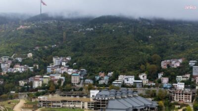 Bursa Büyükşehir Belediye Başkan Vekili Şahin Biba, "Çekirge Teras" projesinde