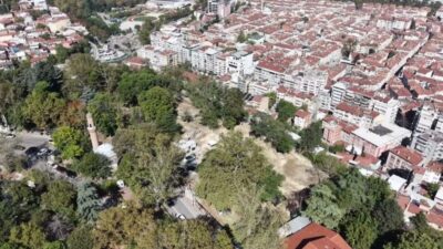 Bursa Büyükşehir Belediyesi Başkan Vekili Şahin Biba, Tophane'deki Bizans galerilerinde