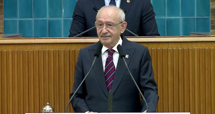 CHP Genel Başkanı Kemal Kılıçdaroğlu, AK Parti'ye transfer olan belediye başkanlarına