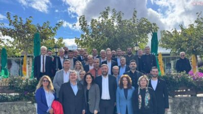 CHP İzmir İl Başkanı Utku Gümrükçü, Çeşme’de meslek odalarını ziyaret