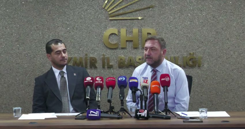 CHP İzmir İl Başkanı Utku Gümrükçü, Çiğli Belediye Başkanı Onur
