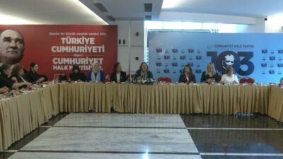 CHP Kadın Kolları Genel Başkanı Ayten Gülsever, Muhtarlar Haftası dolayısıyla