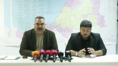 CHP Konak İlçe Başkanı Emrah Kazımoğlu, ilçede mahalle sayısını 113'ten